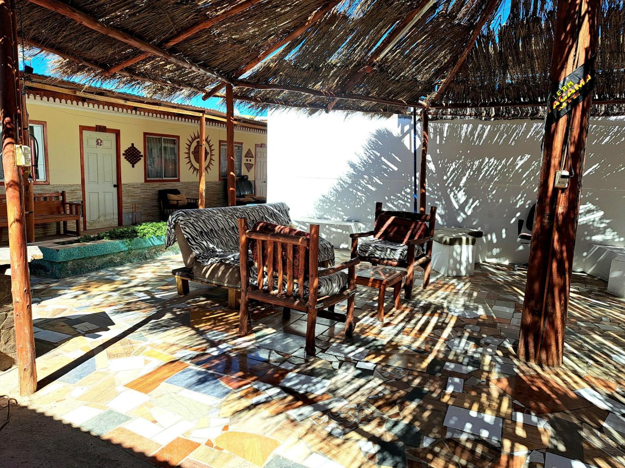 Hostal El Amigo Lucho San Pedro de Atacama Exterior foto